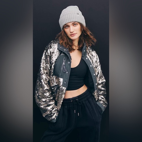 FP Movement by Free People Jackets & Blazers - Free People Hit The Slopes Silver Sequin Jacket Fleece Lining Zip Pockets Xl
